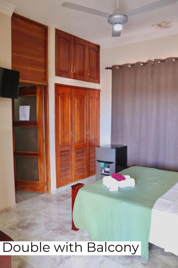Edifcio Amapola Zona Colonial Con Vista Al Mar Hotel Санто Доминго Екстериор снимка